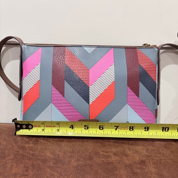 Fossil Chevron Geo Print Leather Crossbody Bag Colorful Everyday Chic Casual - Picture 6 of 9